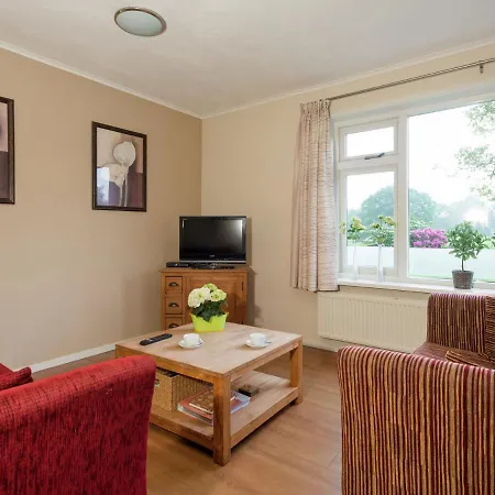 Quietly Located In With Enclosed Garden *