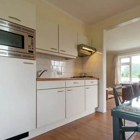Quietly Located In With Enclosed Garden אמסט