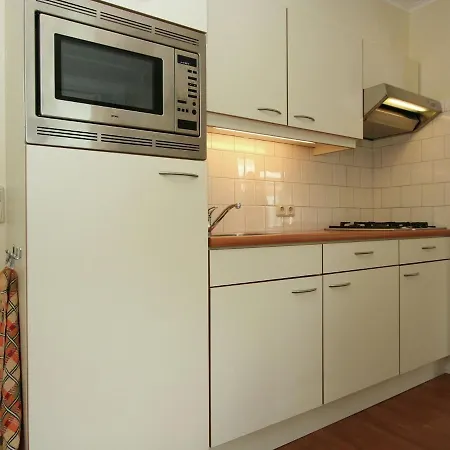 Quietly Located In With Enclosed Garden Holiday home *